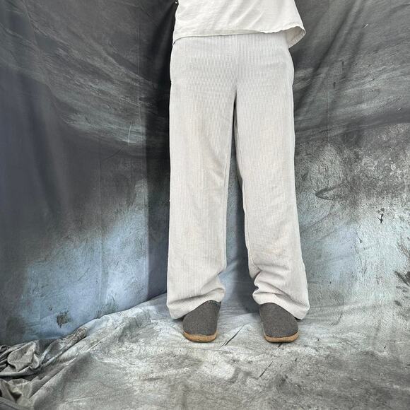 Y2K BDG Baggy Soft corduroy sweatpants tan flared size small - Picture 3 of 7